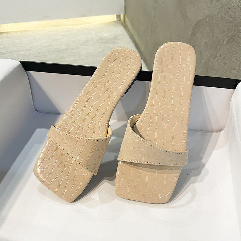 Flat-bottomed Fashion Casual Outing Slippers