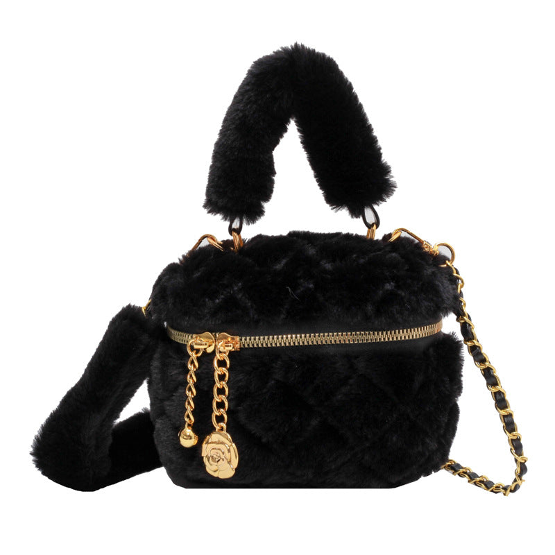 Women's Lingge Fashion Chain Small Handbag
