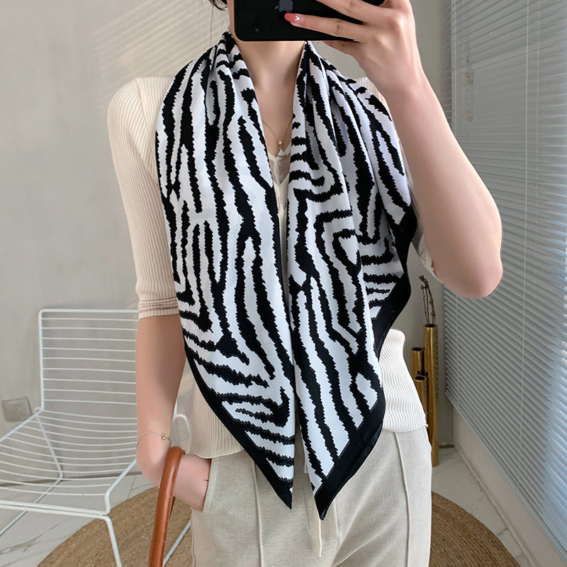 Fashion Home Color Leopard Twill Scarf