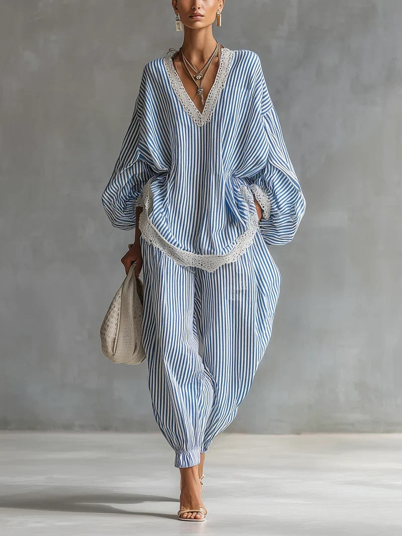 Blue And White Striped Lace-trimmed Loose Set For Women