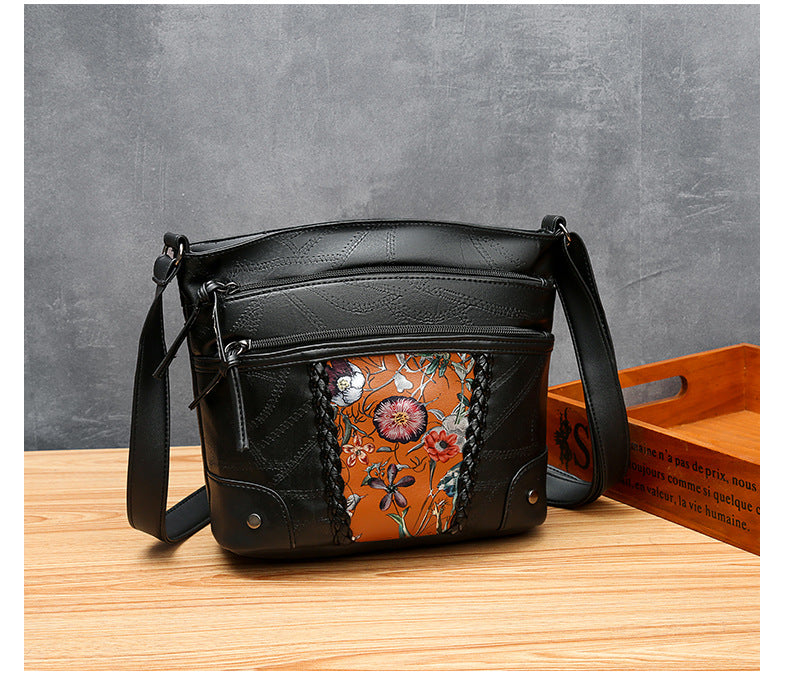 Soft Leather Textured Women's Pouches New Fashion Messenger Bag Mom Shoulder Bag Middle-aged And Elderly Trendy Women's Bags