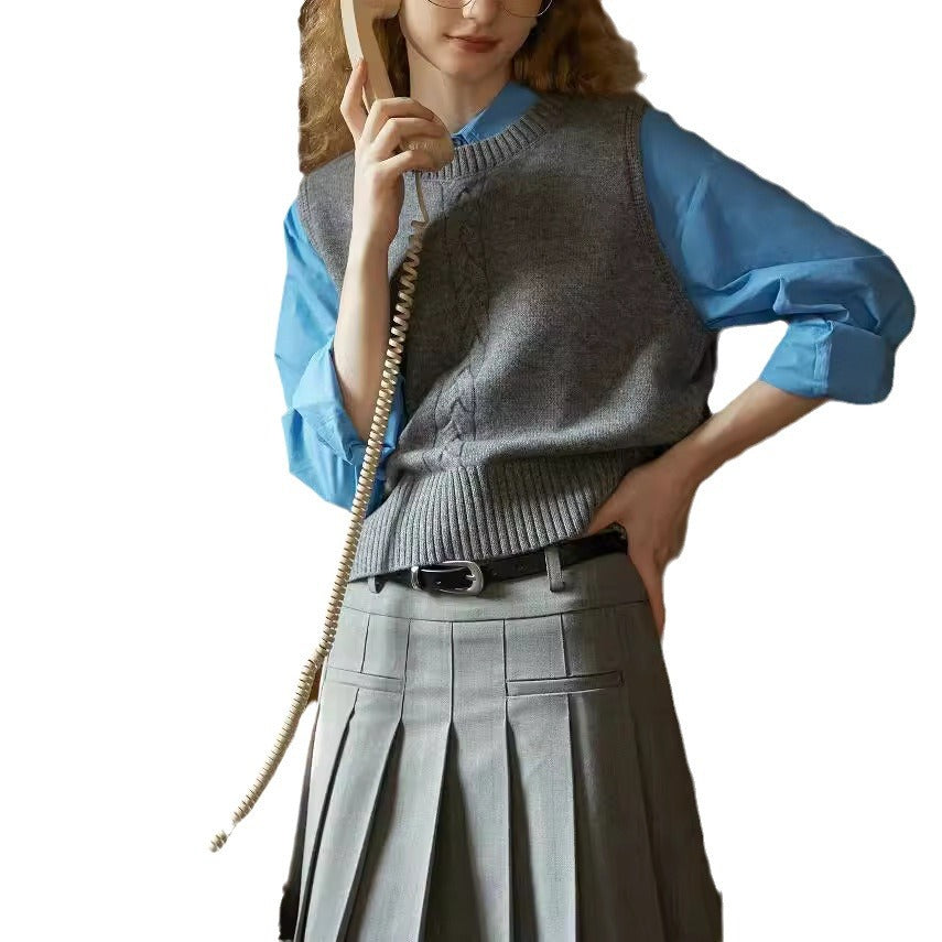 French Retro Gray Round-collar Twist Knitted Vest