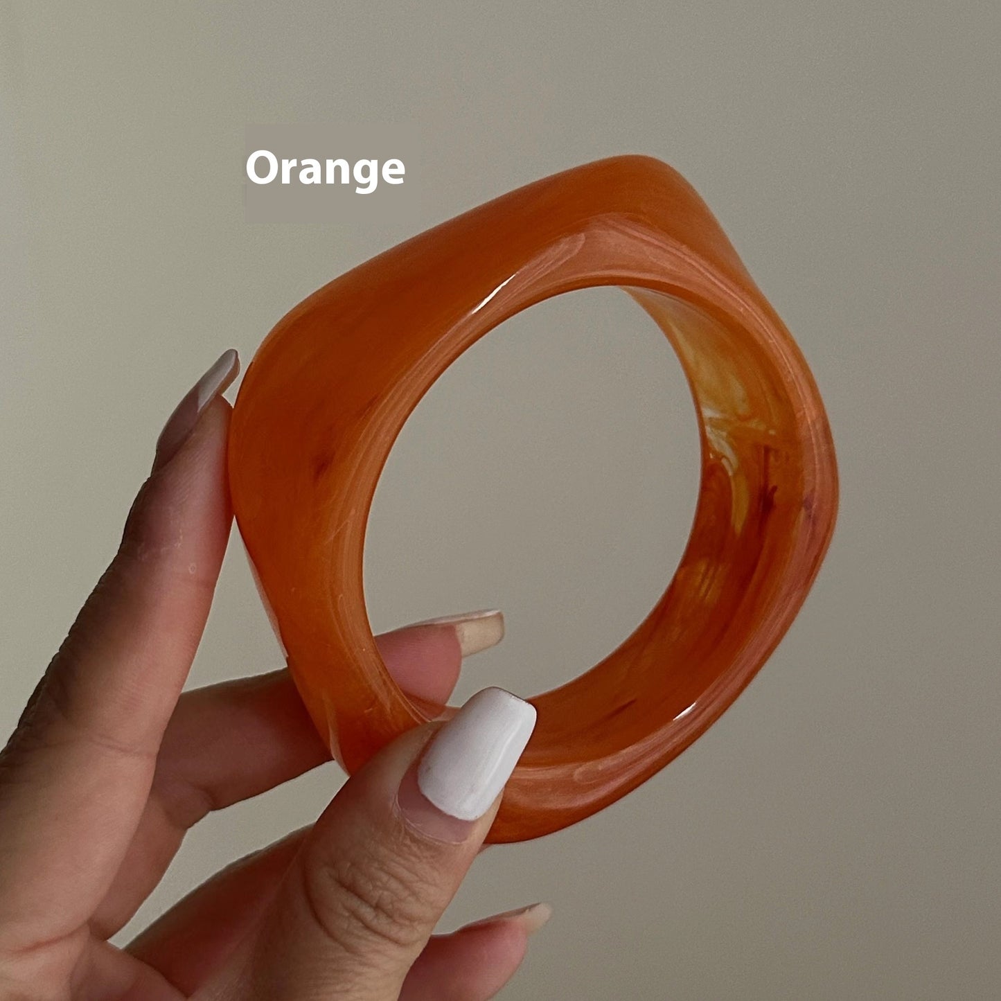 Europæisk og amerikansk overdrevet Ins Style Akryl Mode Armbånd Uregelmæssigt Gennemsigtigt Design