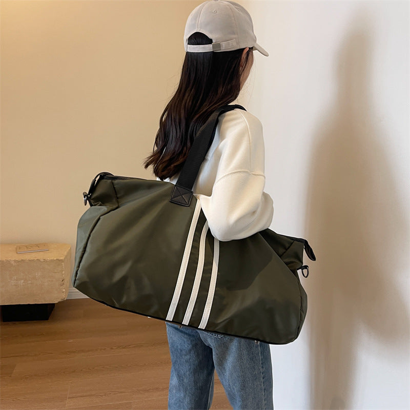 Lightweight Waterproof Large Capacity Portable Travel Bag For Men