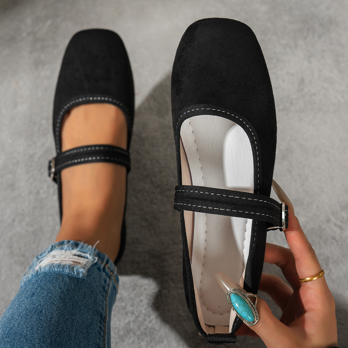 Womens Casual Low-cut Shoes With An Elegant Sophisticated Style