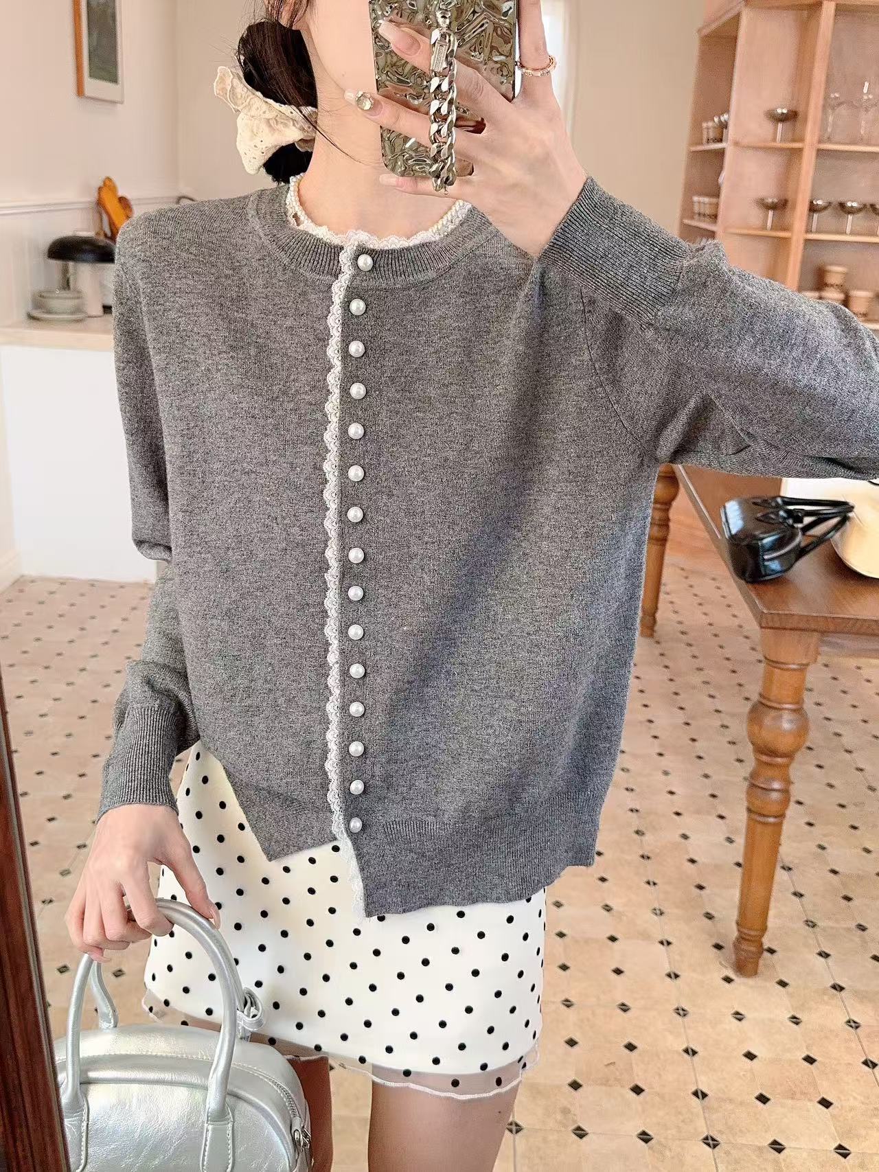 Women's Western Style Youthful-looking Chic Round Neck Long Sleeve Top