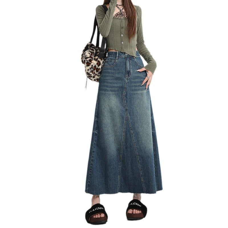 Fashionable With Side-slit Denim Skirt For Women