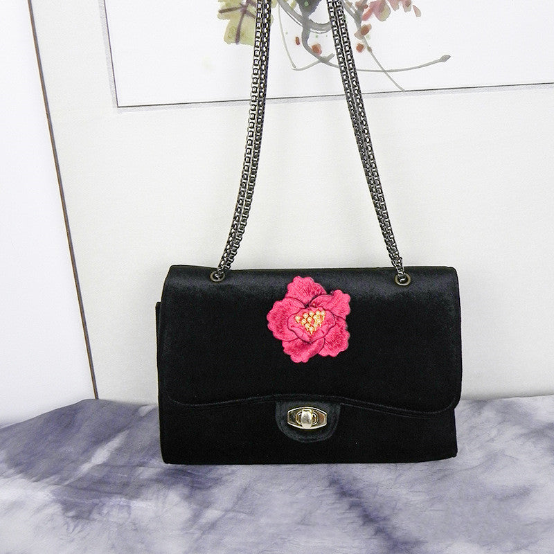 Fashion Embroidery Middle-aged Mother Bag