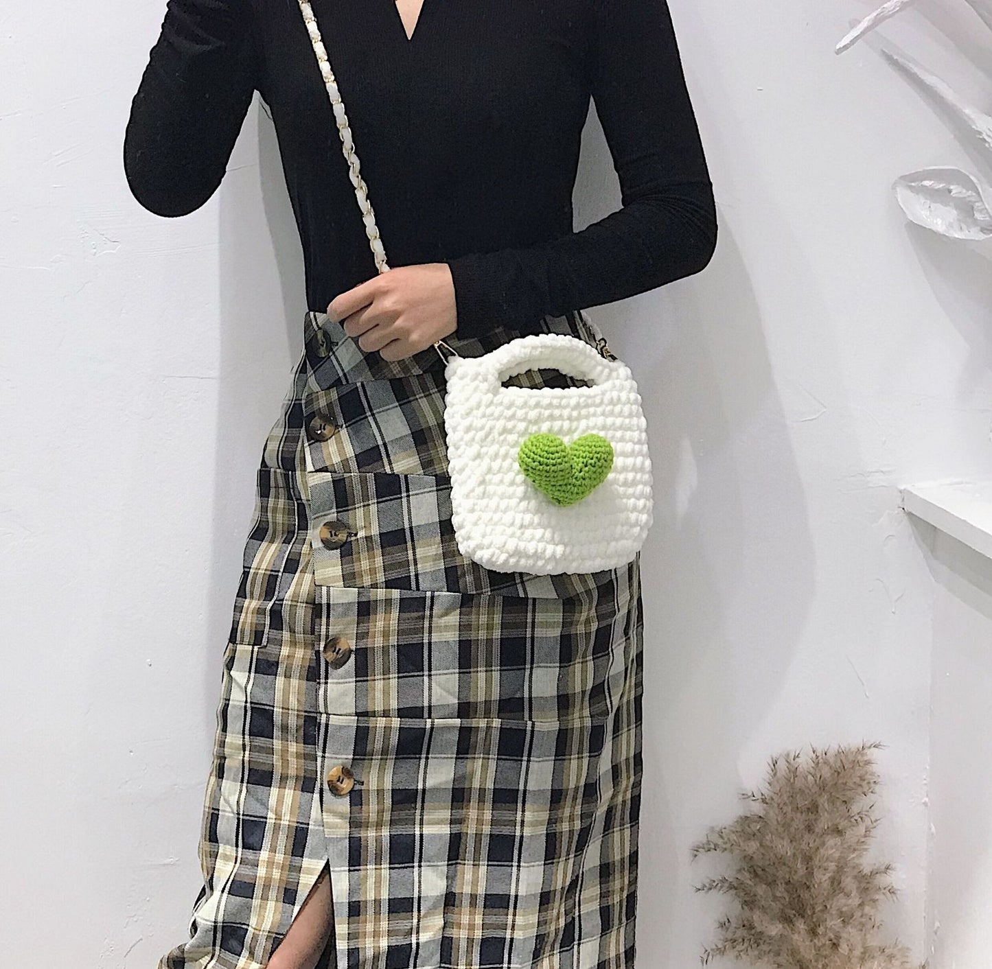 New Plush Hand-woven Small Fragrance Handbag