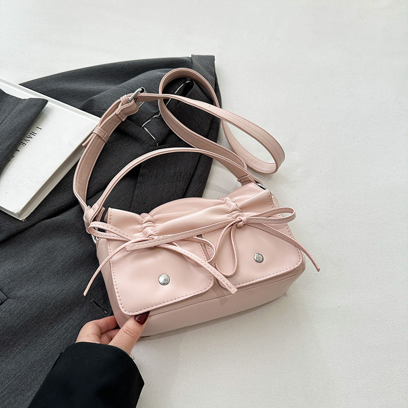 Blød læder crossbody-taske i westernstil, der passer til alt