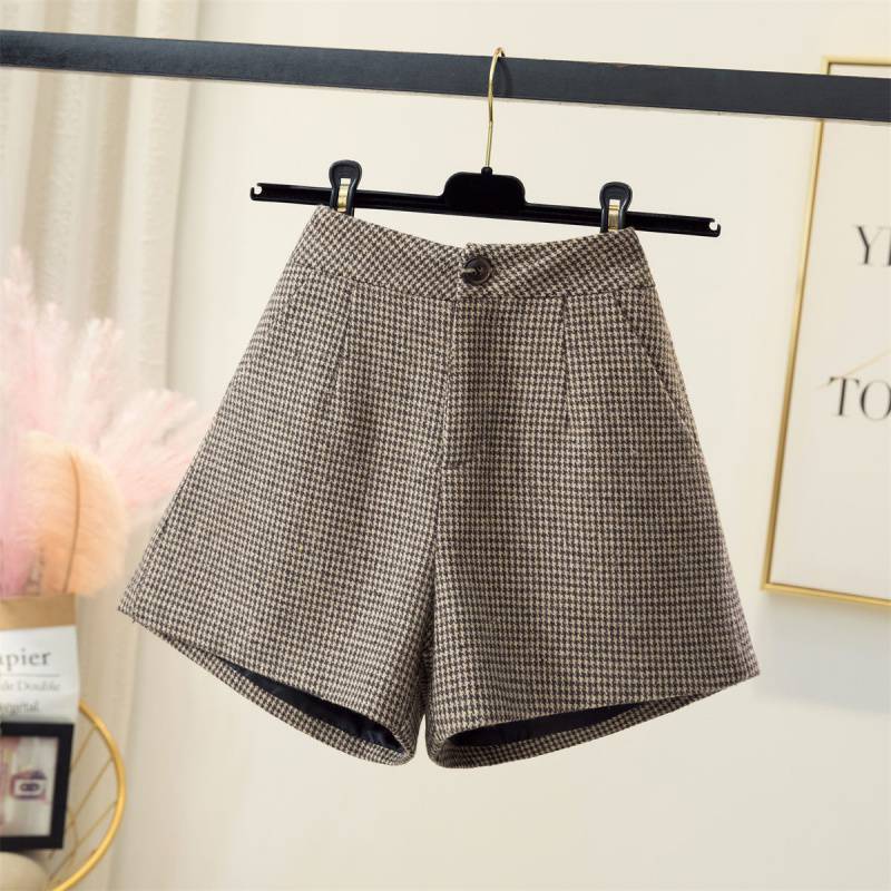Women's Autumn And Winter Woolen High-waisted Wide-leg Houndstooth Shorts