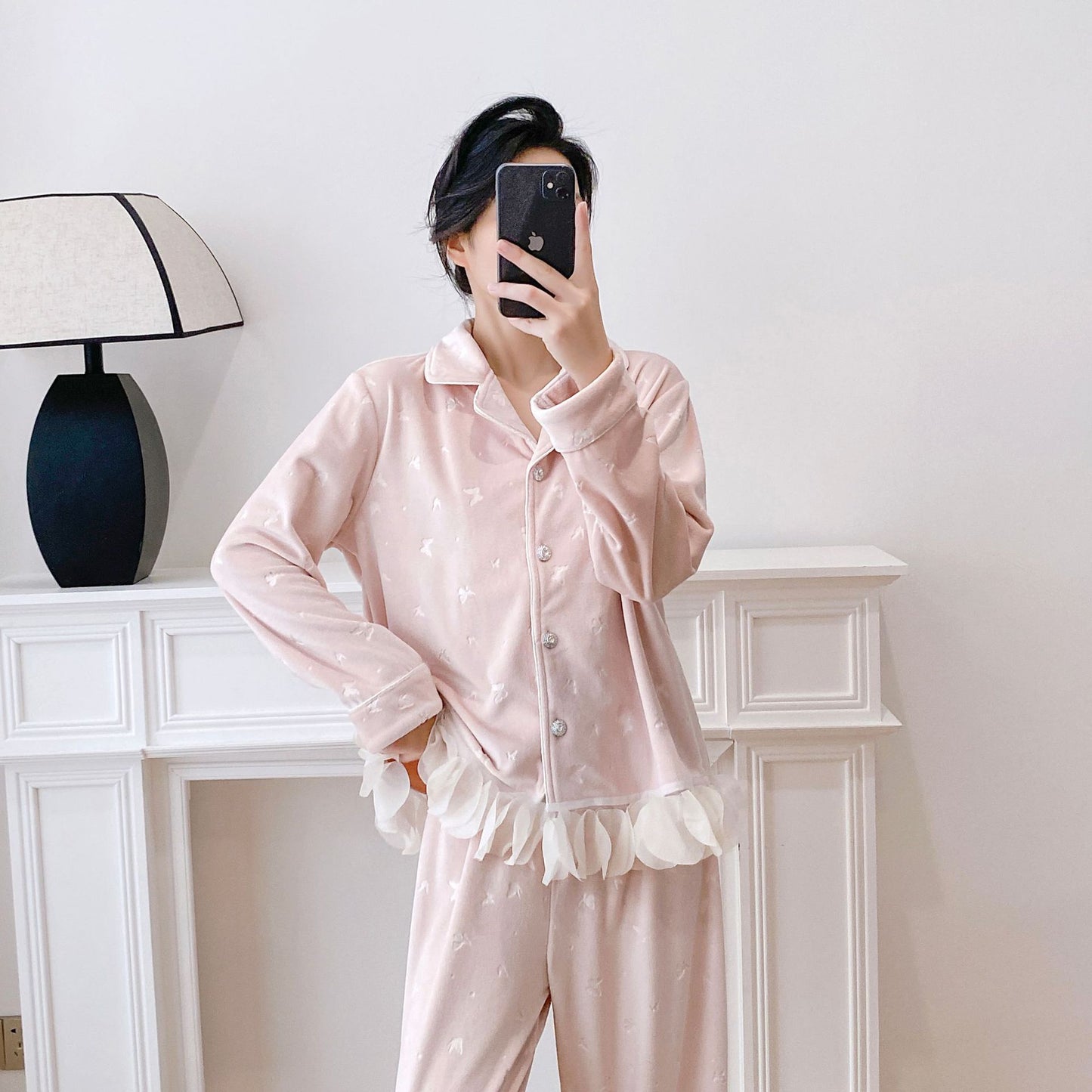 Thickened, Heat-retaining French-style Butterfly-embossed Loungewear Set For Both Indoor And Outdoor Wear