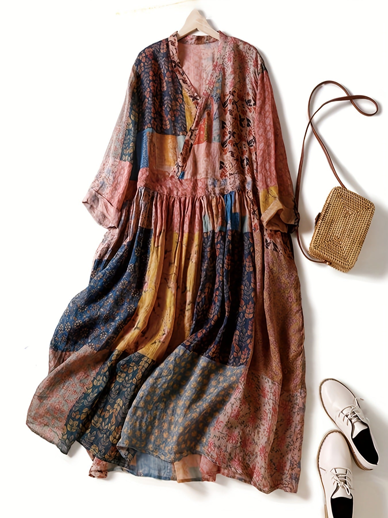 Womens Fashionable Retro Printed V-Neck Loose Dress