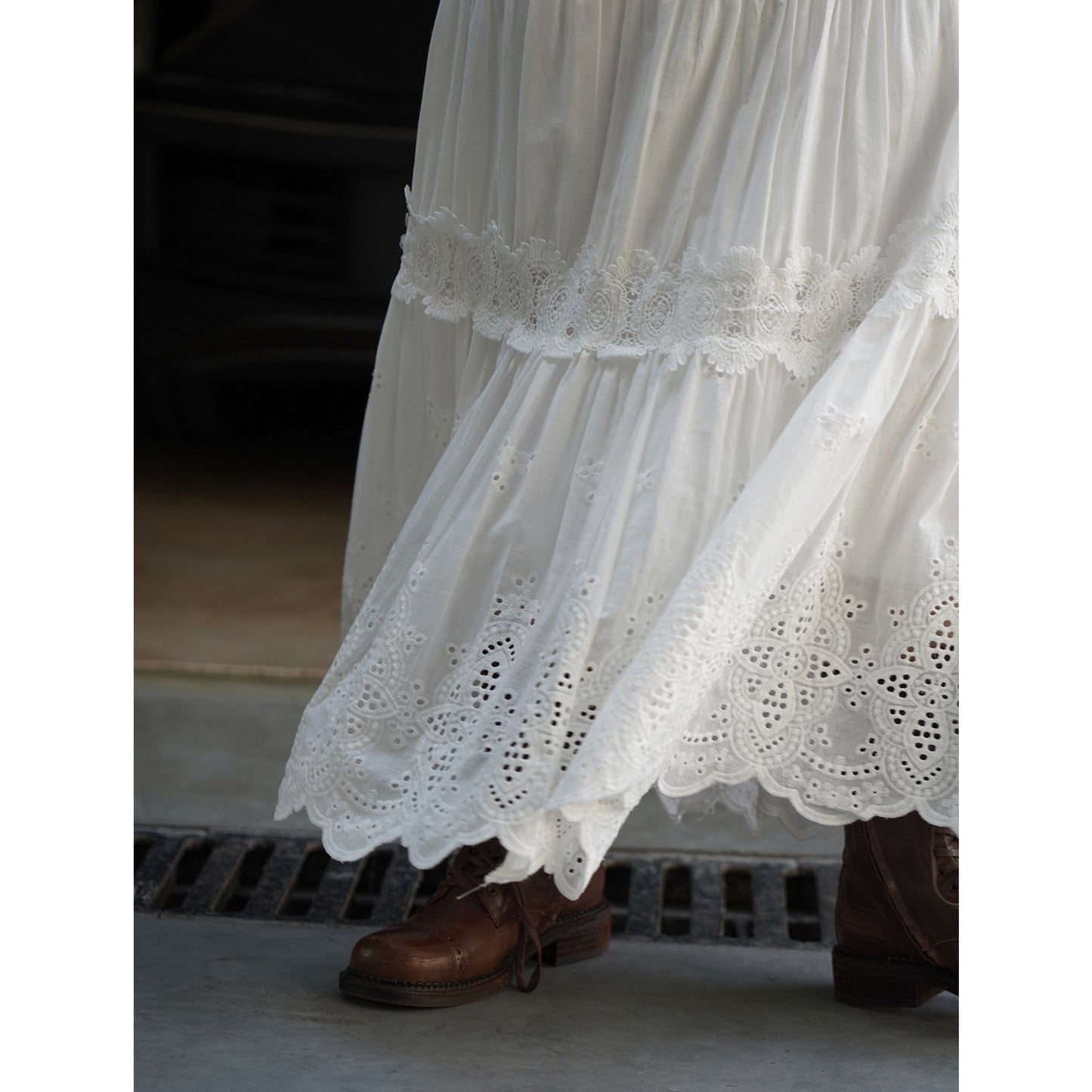 Womens Fashion Hollowed-Out Lace Petal Skirt