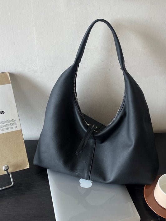 High-grade Large Capacity Crescent Shoulder Underarm Bag