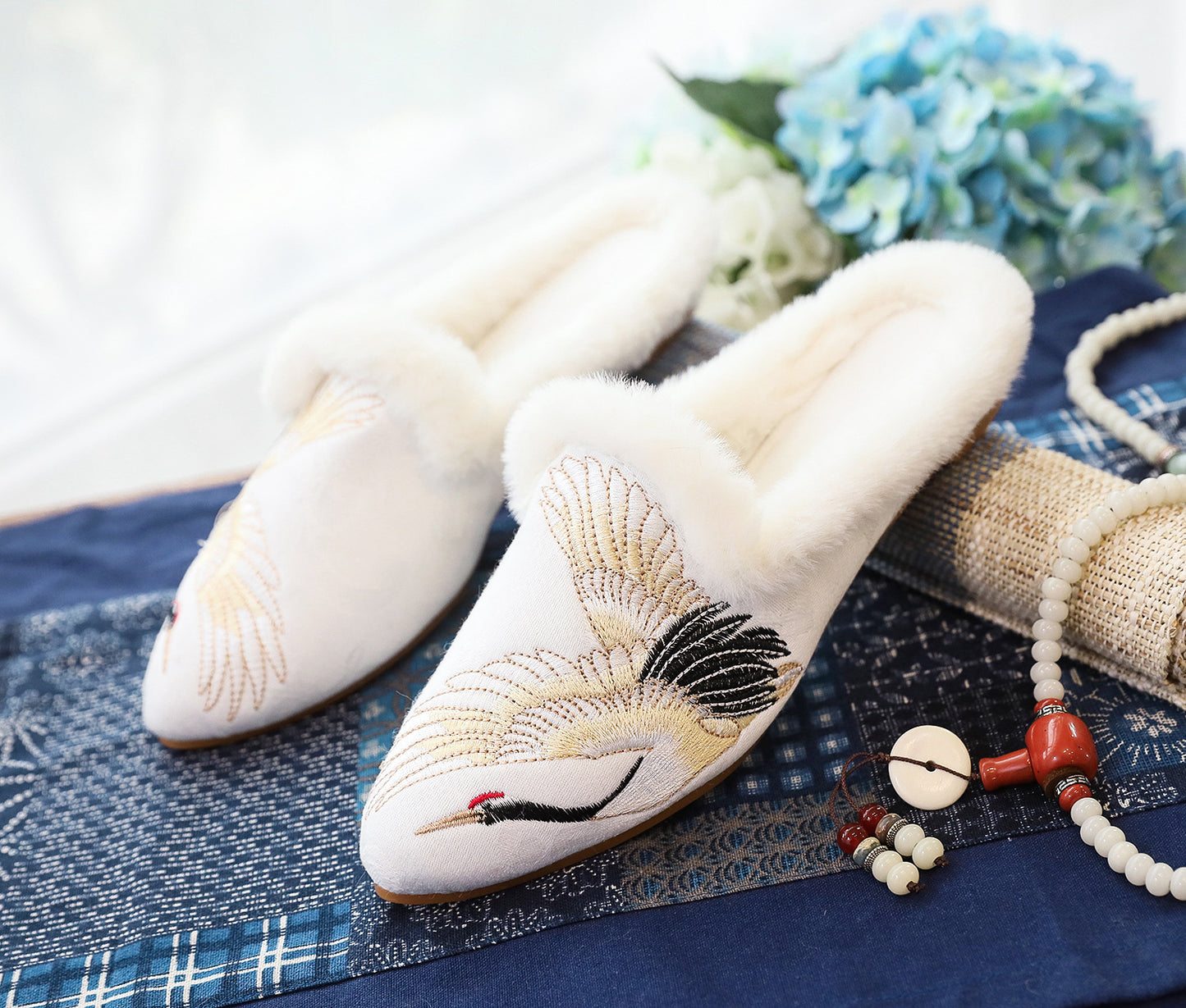 Slippers Pointed Toe Chinese Style Traditional Vintage Embroidery Fabric