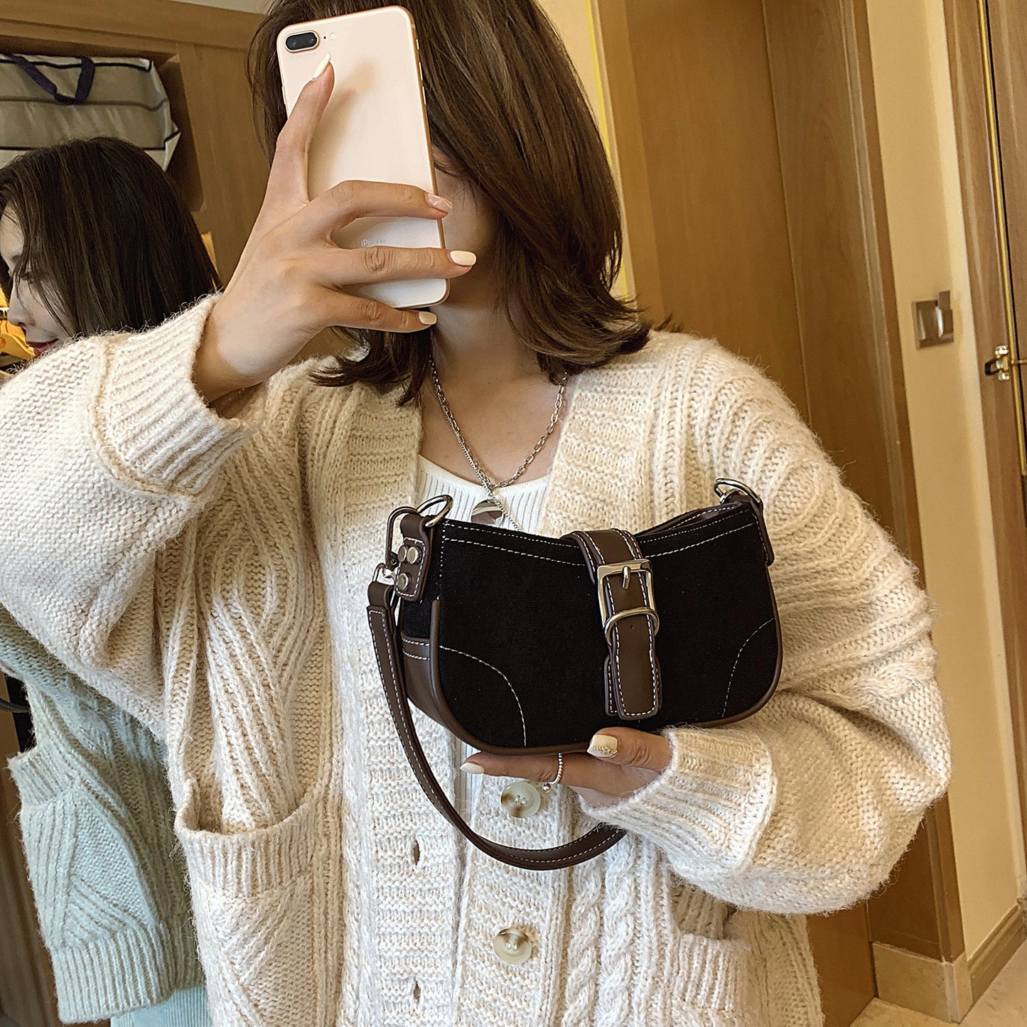 Women's Fashion Simple Contrast Color Wide Shoulder Strap Underarm Bag