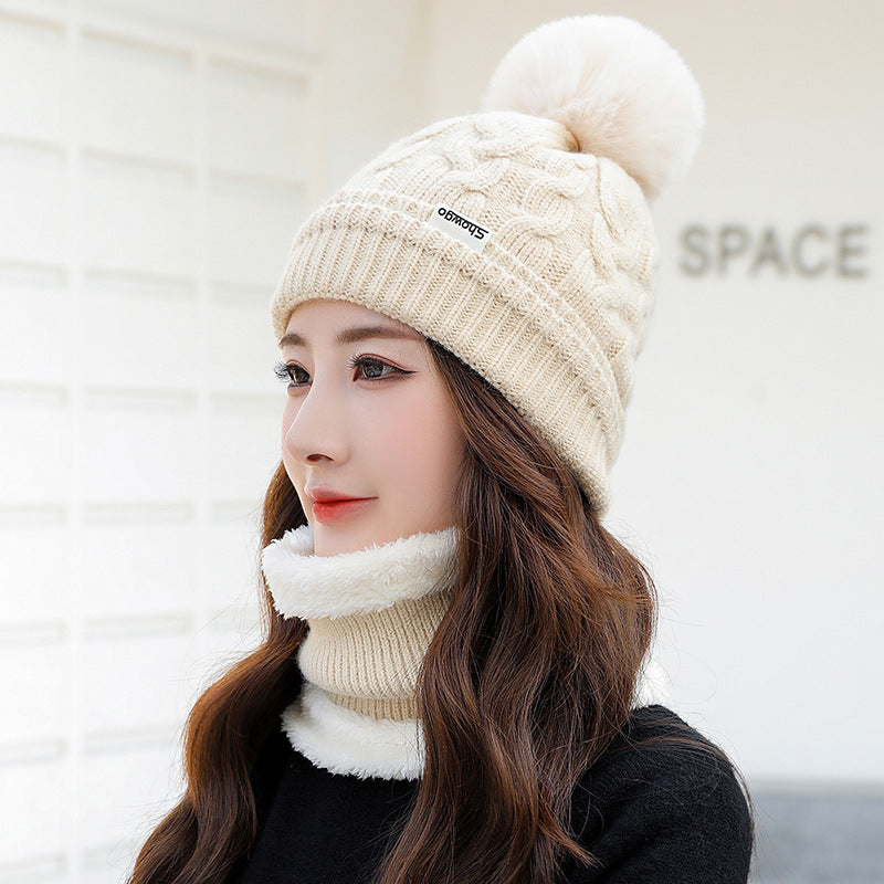 Women's Knitted Beanie With Twist Strands