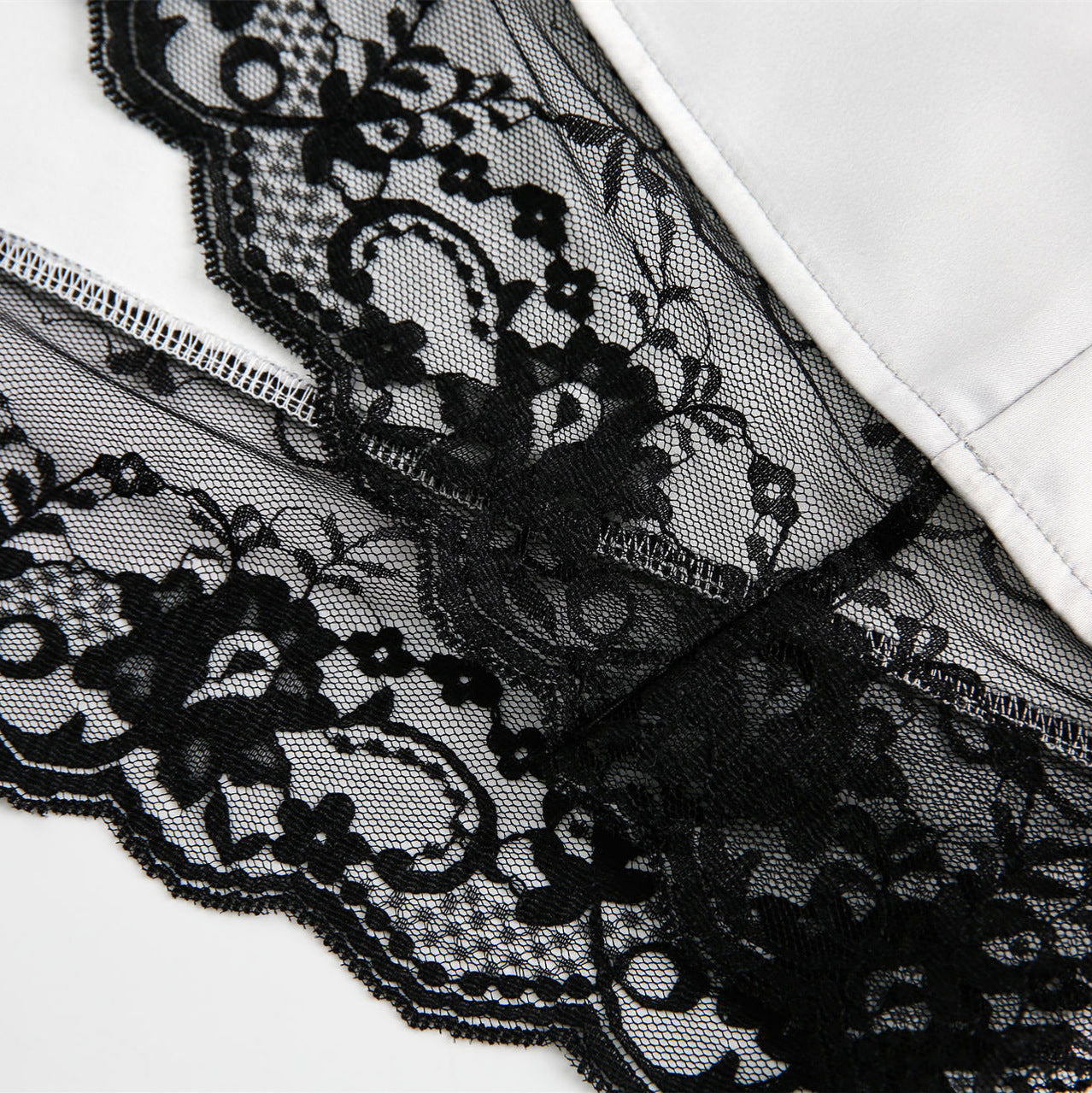 Women's Lace Stitching Lace Graffiti Skirt