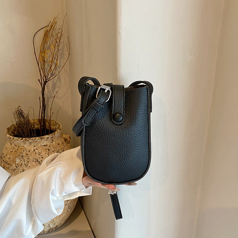 Lightweight Soft Leather Mobile Phone Shoulder Messenger Bag