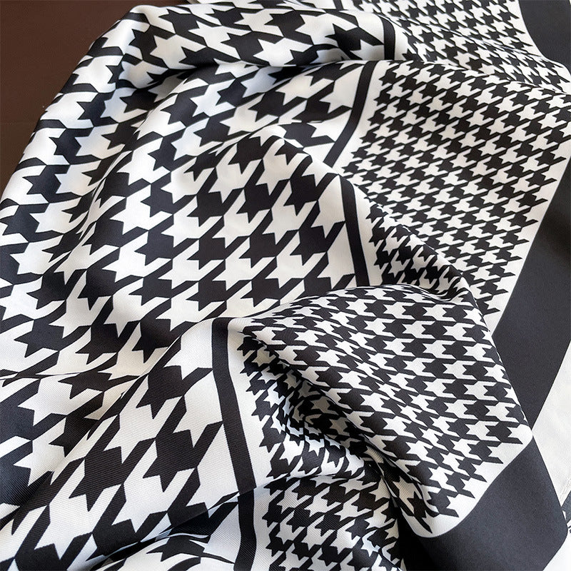 High-grade Versatile Twill Large Kerchief Classic Plaid Scarf