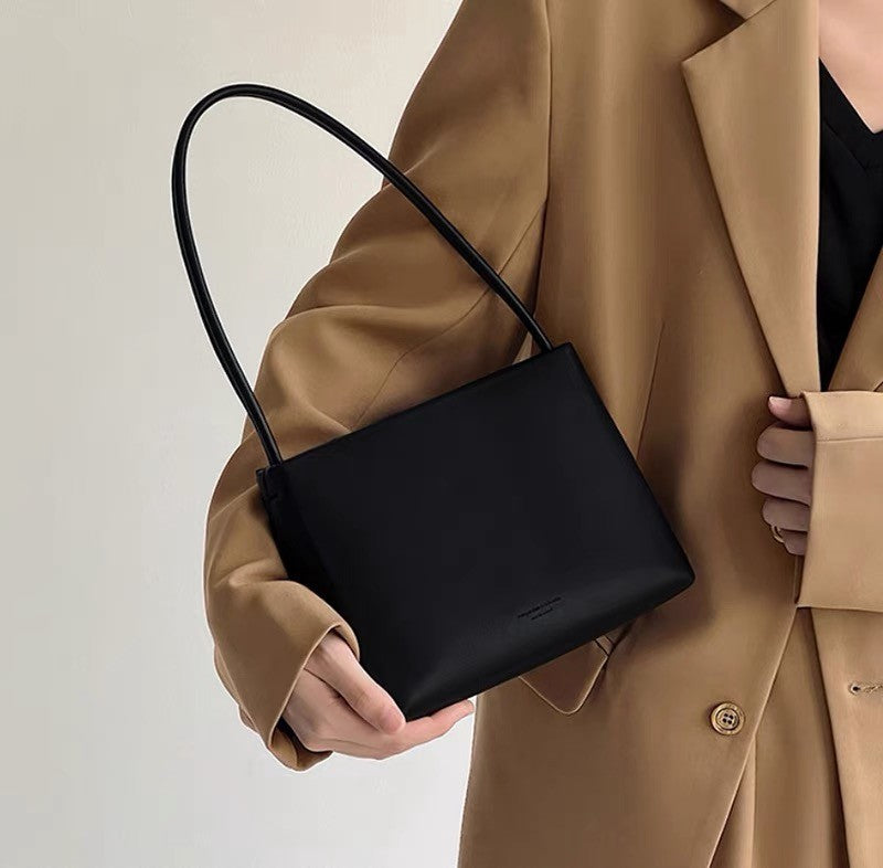 Versatile And Minimalist Square Handbag