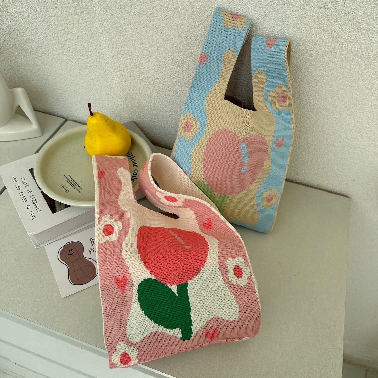Spring Tulip Knitted Bags Contrast Color And Versatile Hand Carrying