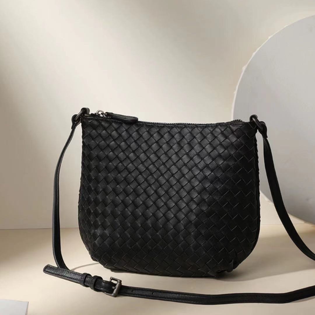 New Pure Sheepskin Hand-woven Bag