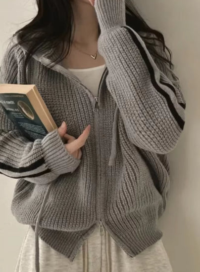 Simplicity Temperament Hoodie With Drawstrings Design Niche Loose Small-sized Long Sleeve Sweater