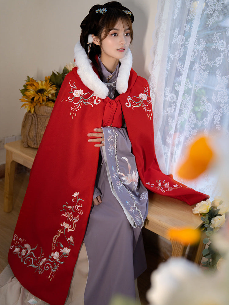 Women's Hanfu Cape Long Embroidered Fleece Coat