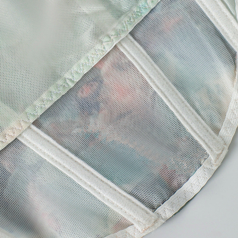 Fitted Three-dimensional Underwire Camisole With A Print