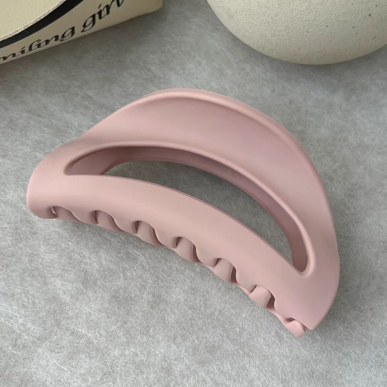 Shark Clip Hair Clip Thats Gentle On The Scalp For Women