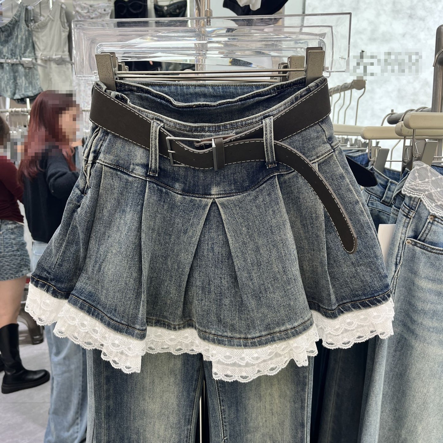 Design Lace Stitching Skirt