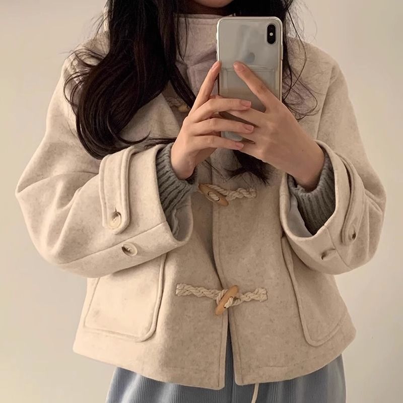Horn Button Design Large Pocket Loose Versatile Hooded Woolen Short Coat