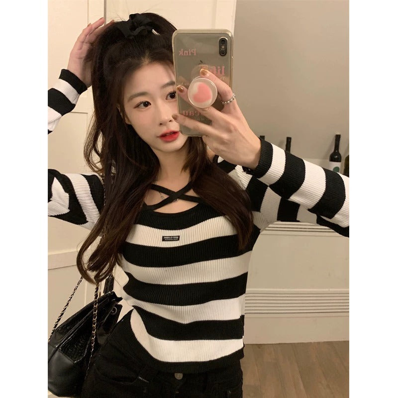 Inner Striped Needle Slim Fit Sweater