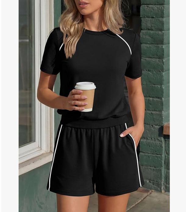 Kvinders Afslappede Kortærmede T-Shirt og Shorts Sæt