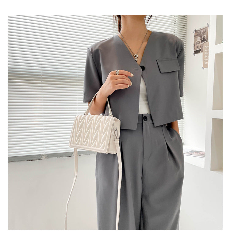 Soft Embroidered Thread Color Hand-held Messenger Bag