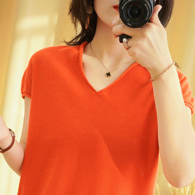 Womens Cotton-linen V-neck Short-sleeve T-shirt In Solid Colors