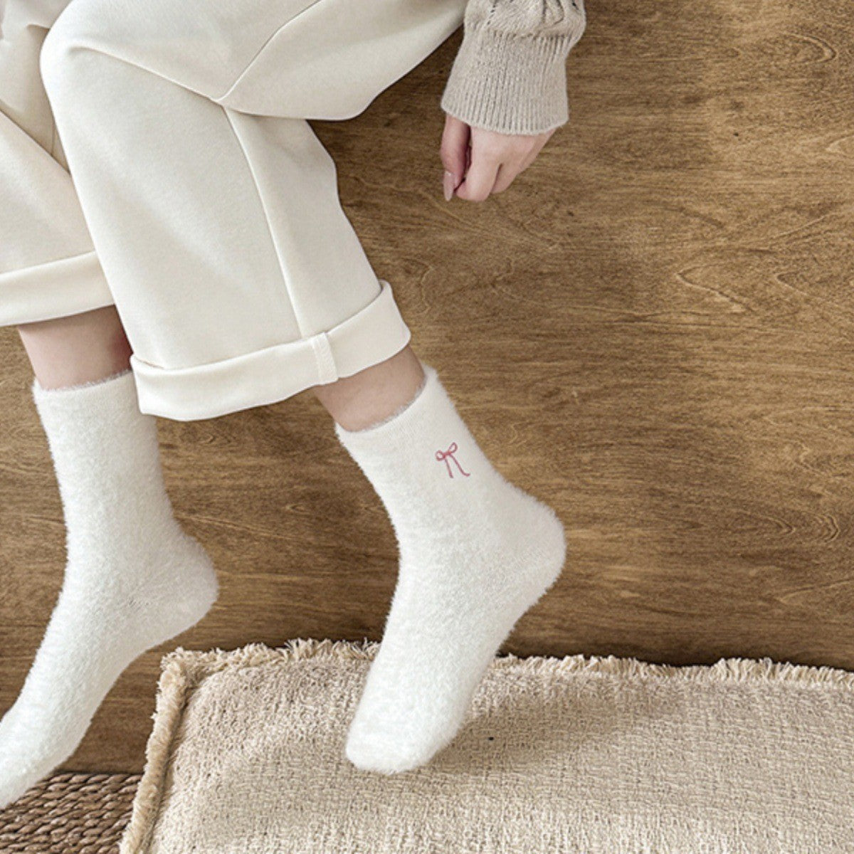 Thickened Mink-wool Cozy Home-style Plush Socks With Bow For Women