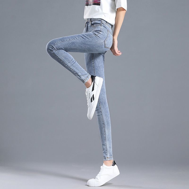 Fleece-lined Womens High-waisted Slim-fit Jeans