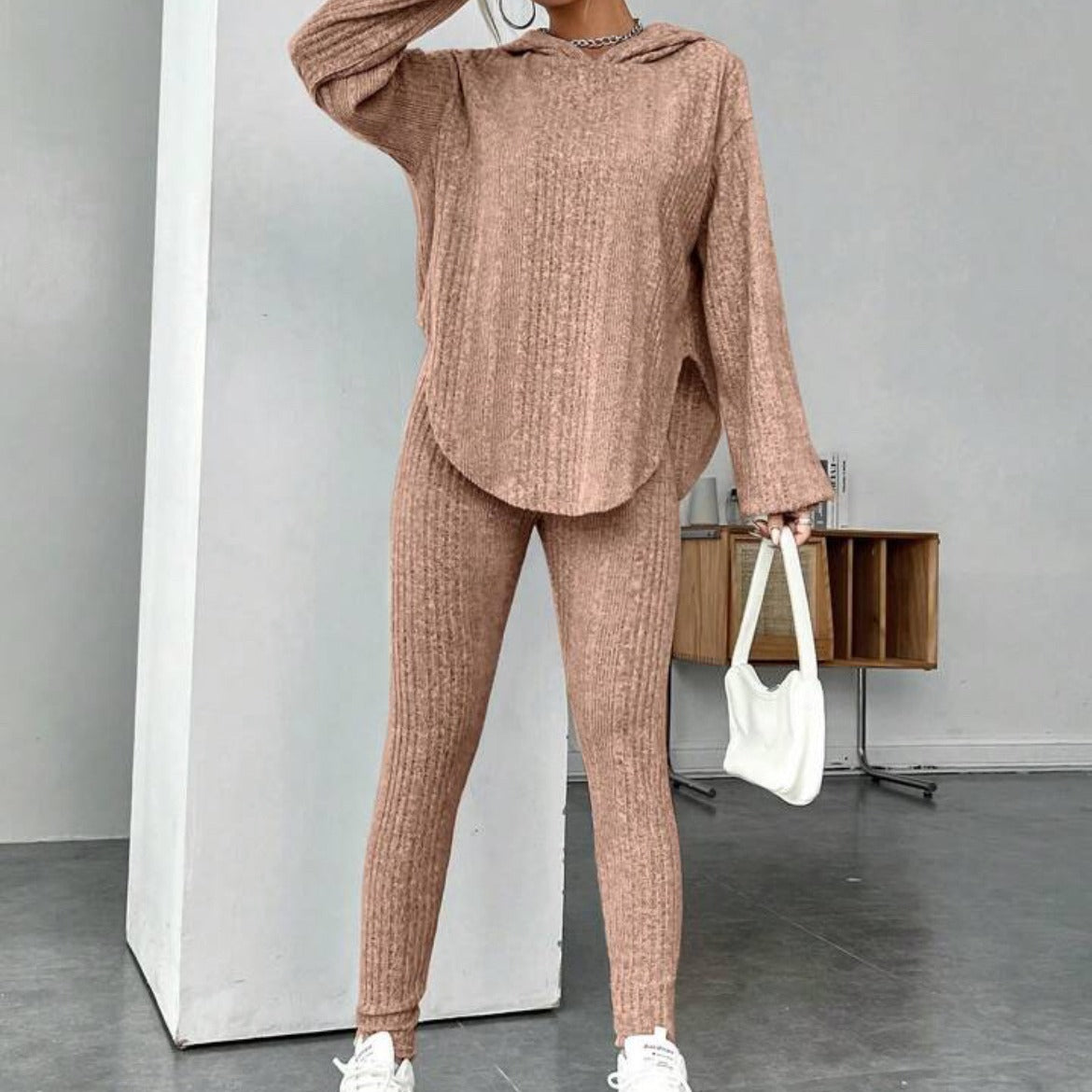 Relaxed Hooded Stylish And Chic Pants Set