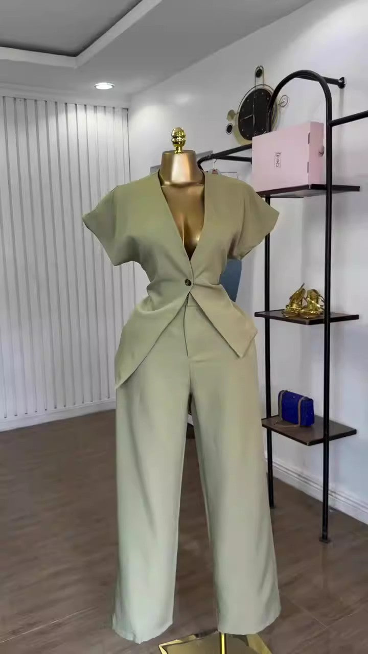 Short-Sleeve Single-Breasted Blazer With Straight-Leg Pants Set