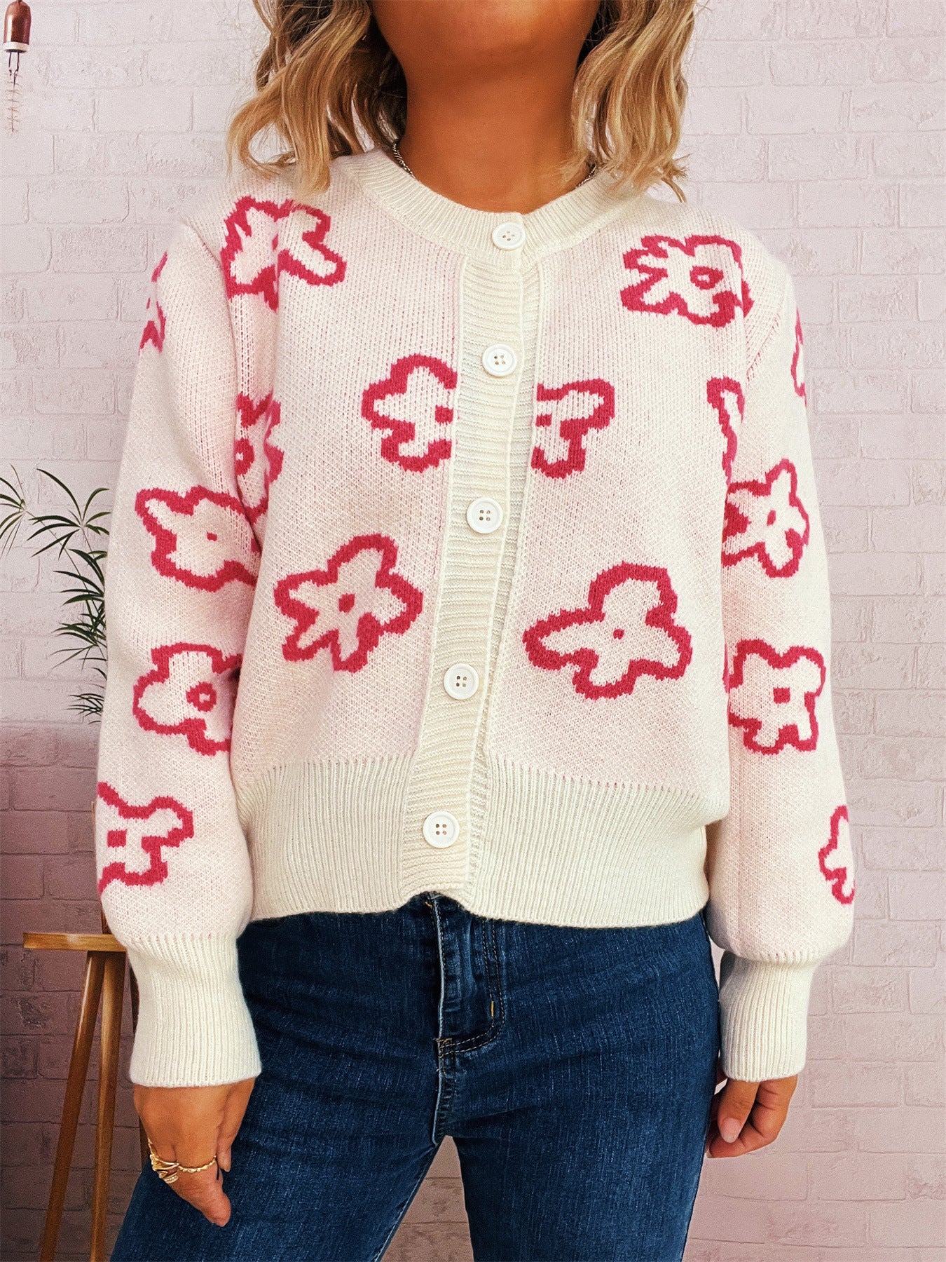 Casual Flower Jacquard Short Single-breasted Knitted Sweater