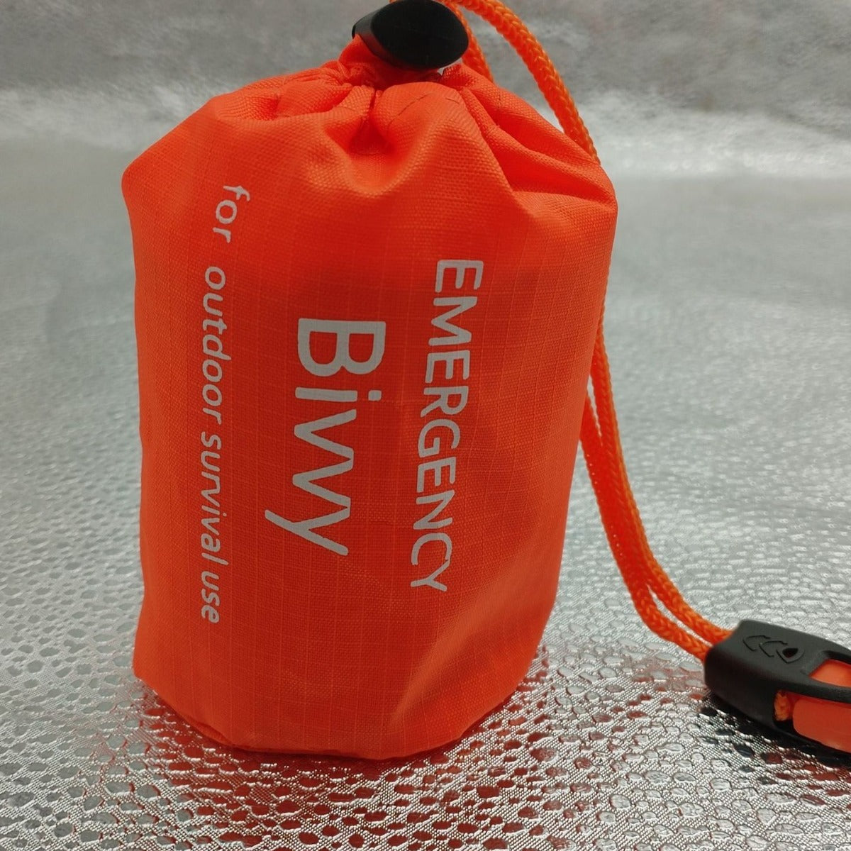 Outdoor Camping Emergency Mountaineering Cold Resistance Warm Sleeping Bag