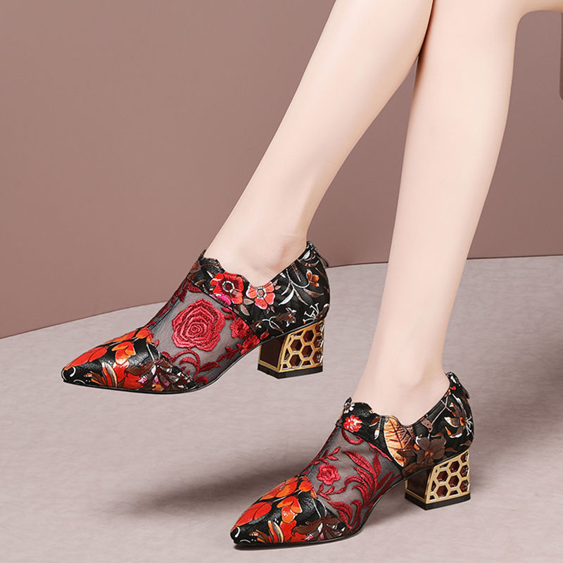 Ethnic Wind Rhinestone Mid-heel Mesh Slippers