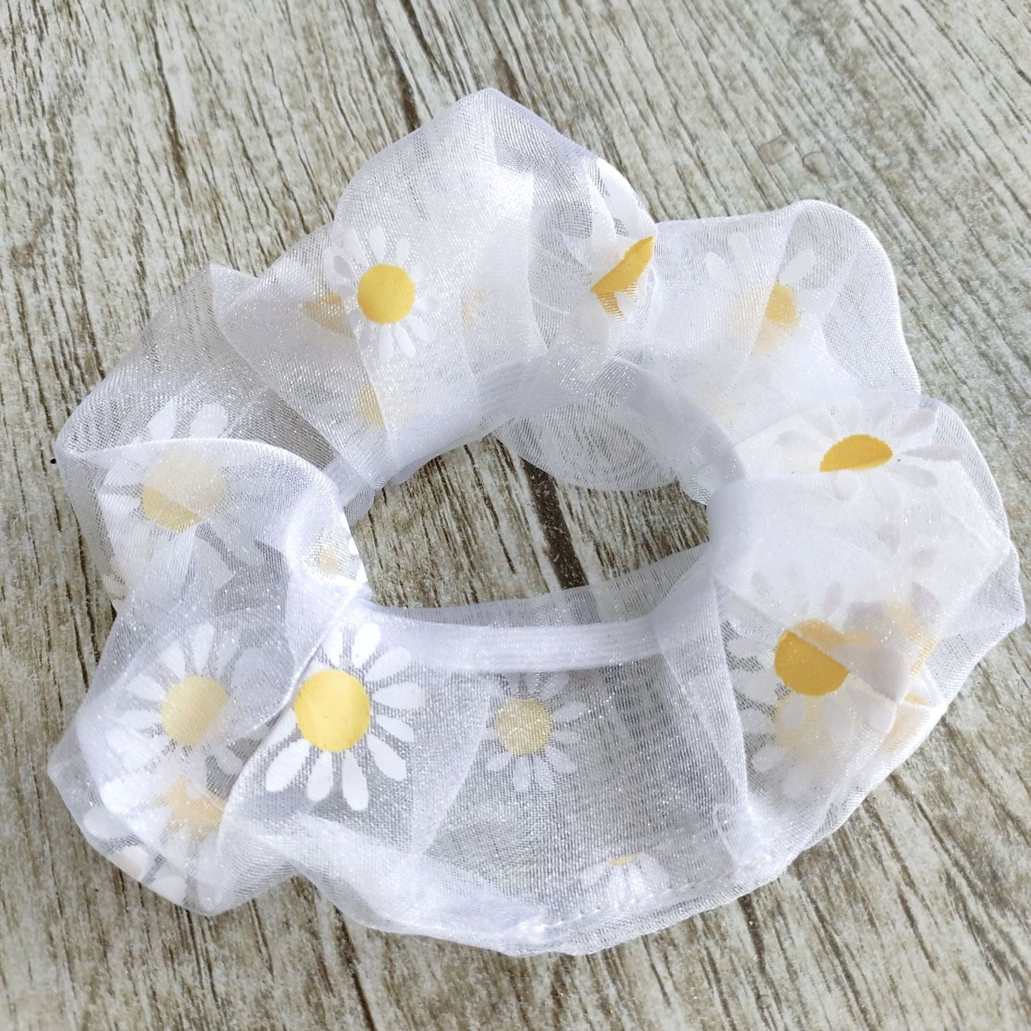 Small Daisy Large Intestine Ring Net Yarn Forest System