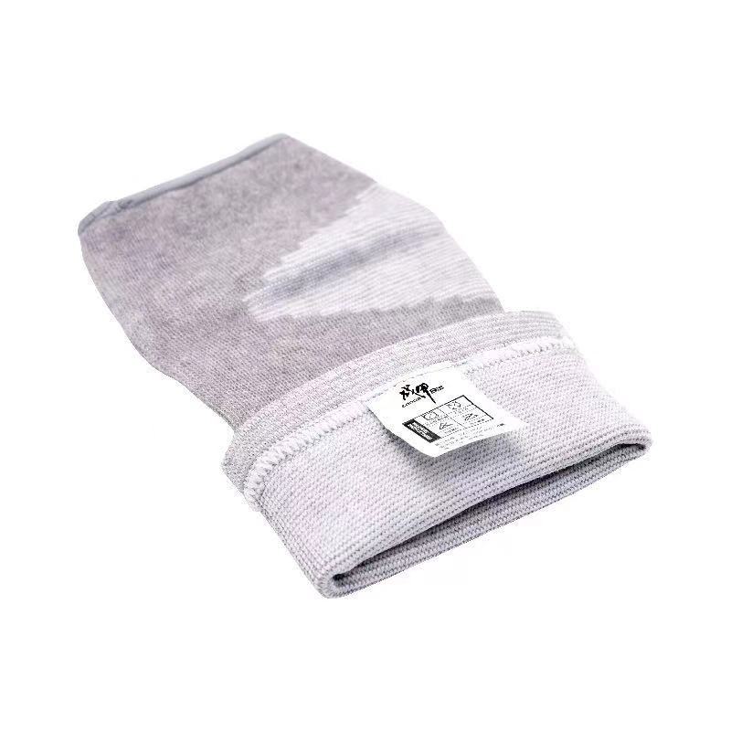 Soft Breathable Sleeve Type Sports Protector