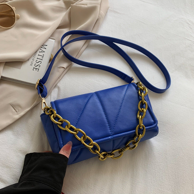 Niche Design Diamond Chain Bag