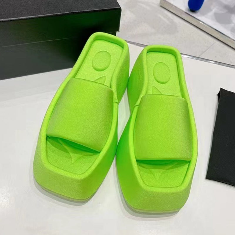 Square Colored Sponge Cake Bottom Mesh Red Line Slippers