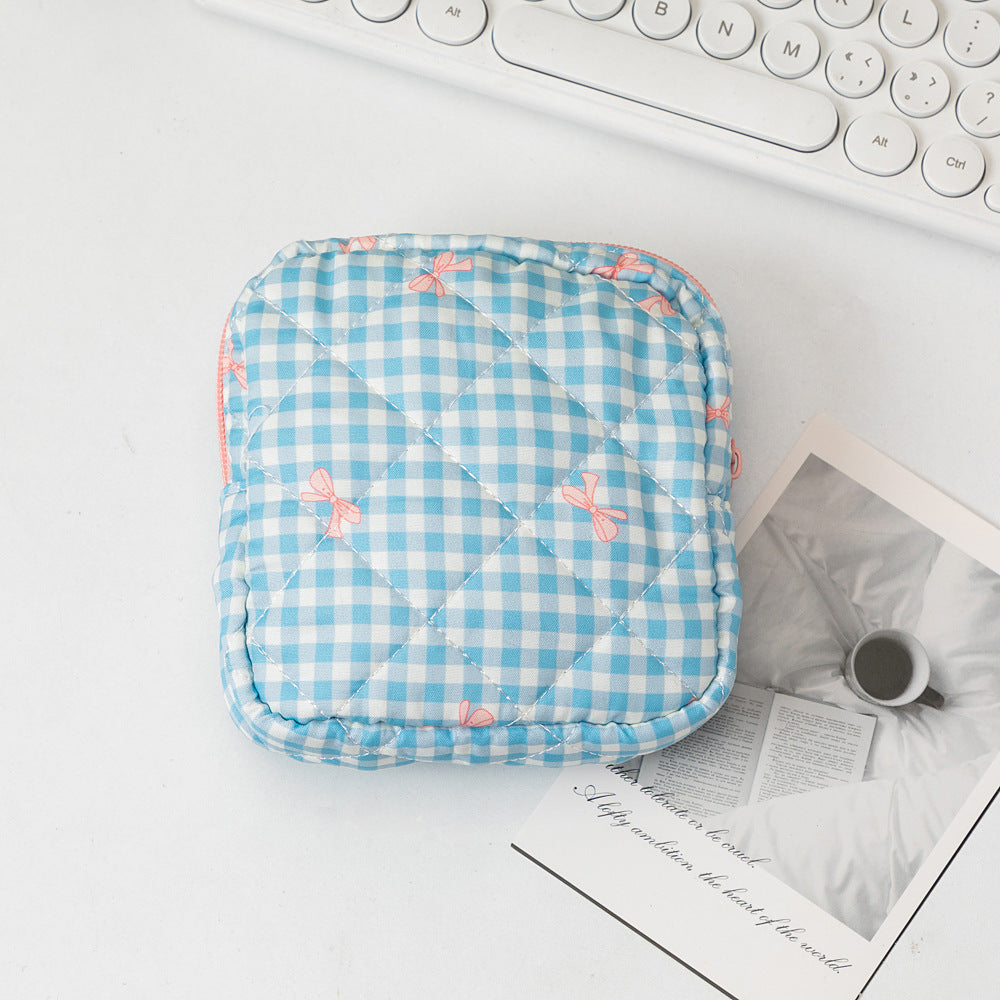 Love Toiletry Traveling Cosmetic Bag